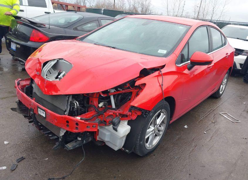 Photo 2 of 2017 Chevrolet Cruze LT AUTO (VIN 1G1BE5SM6H7236817)