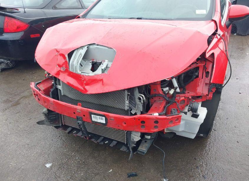 Photo 6 of 2017 Chevrolet Cruze LT AUTO (VIN 1G1BE5SM6H7236817)