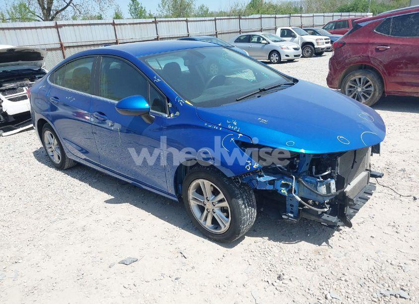 2017 Chevrolet Cruze LT AUTO (VIN 1G1BE5SM6H7244335) main photo