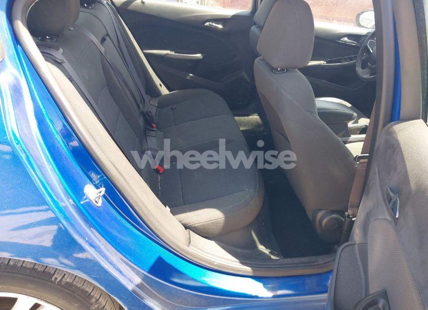 Photo 8 of 2017 Chevrolet Cruze LT AUTO (VIN 1G1BE5SM6H7244335)