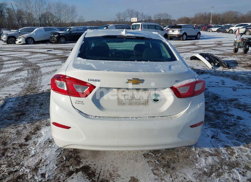 Photo 16 of 2017 Chevrolet Cruze LT AUTO (VIN 1G1BE5SM6H7245212)