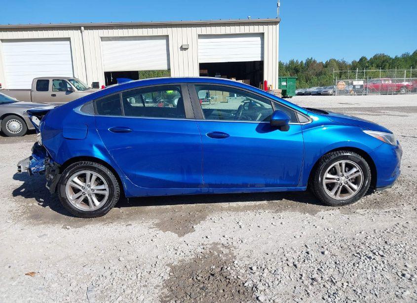 Photo 14 of 2017 Chevrolet Cruze LT AUTO (VIN 1G1BE5SM6H7246554)