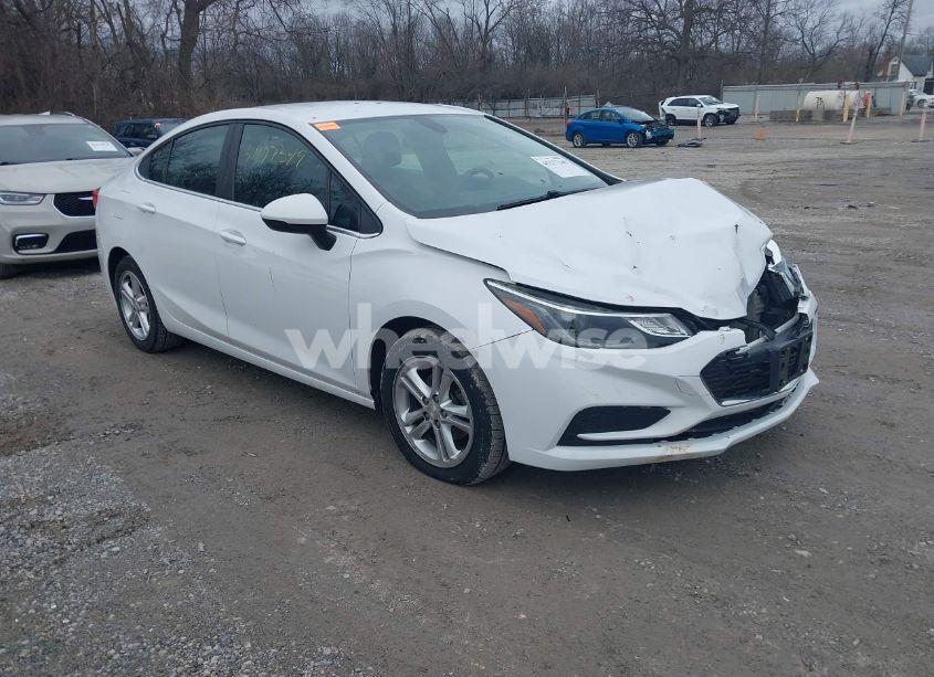 2017 Chevrolet Cruze LT AUTO (VIN 1G1BE5SM6H7248255) main photo