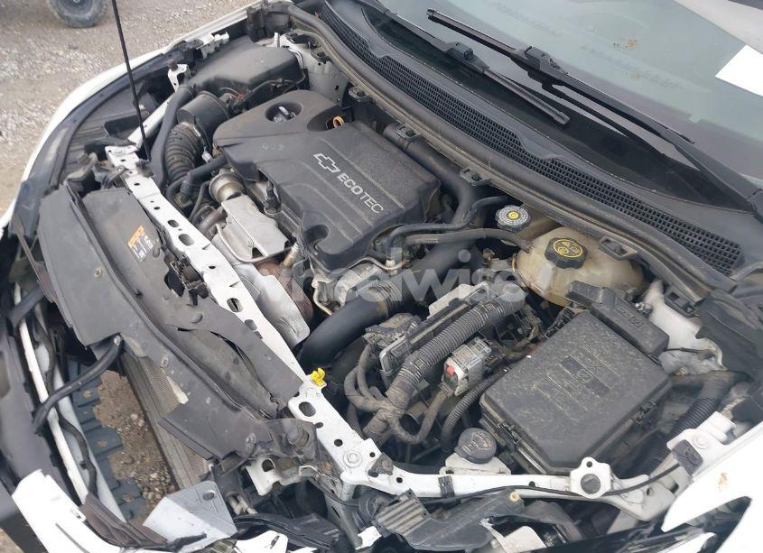 Photo 10 of 2017 Chevrolet Cruze LT AUTO (VIN 1G1BE5SM6H7248255)