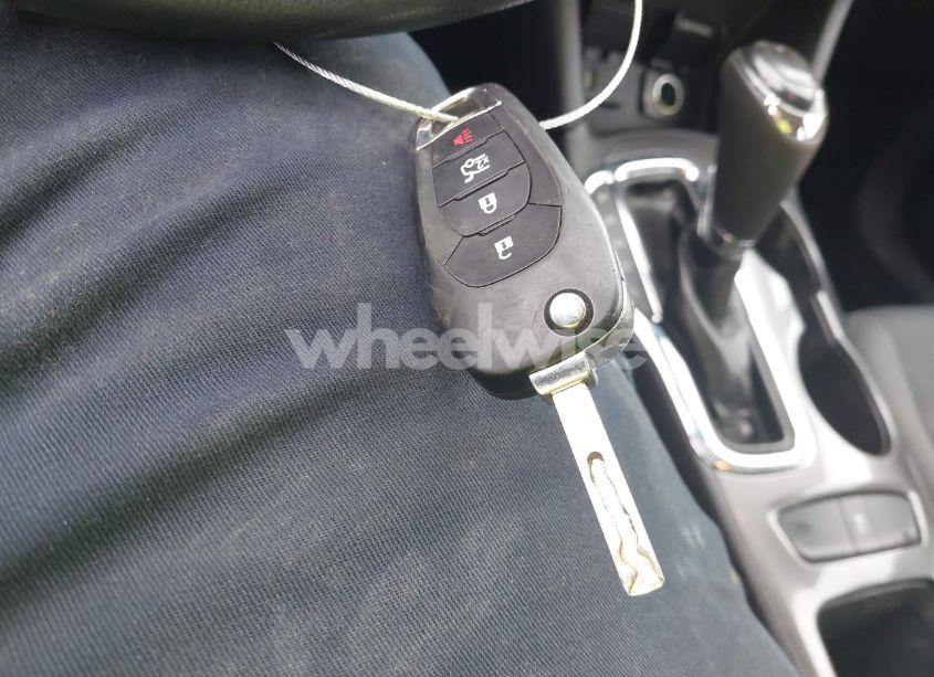 Photo 11 of 2017 Chevrolet Cruze LT AUTO (VIN 1G1BE5SM6H7248255)