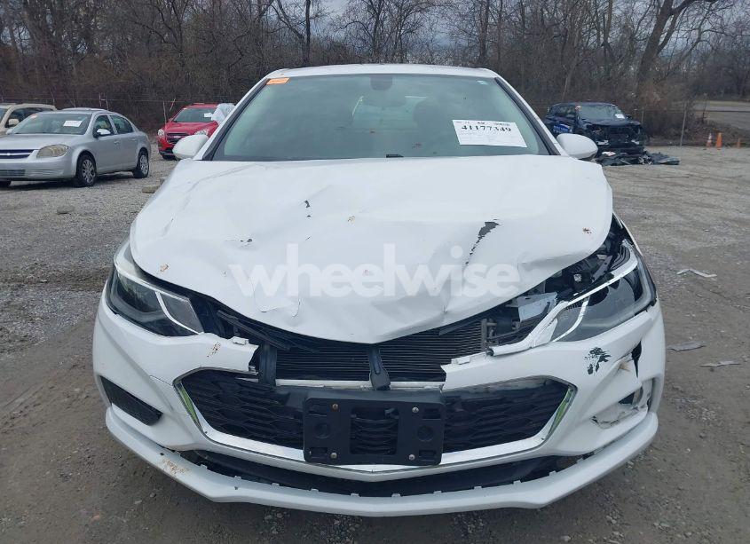 Photo 12 of 2017 Chevrolet Cruze LT AUTO (VIN 1G1BE5SM6H7248255)