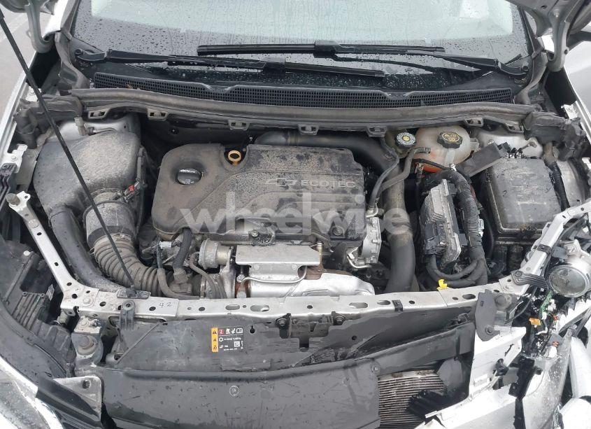 Photo 10 of 2017 Chevrolet Cruze LT AUTO (VIN 1G1BE5SM6H7253424)