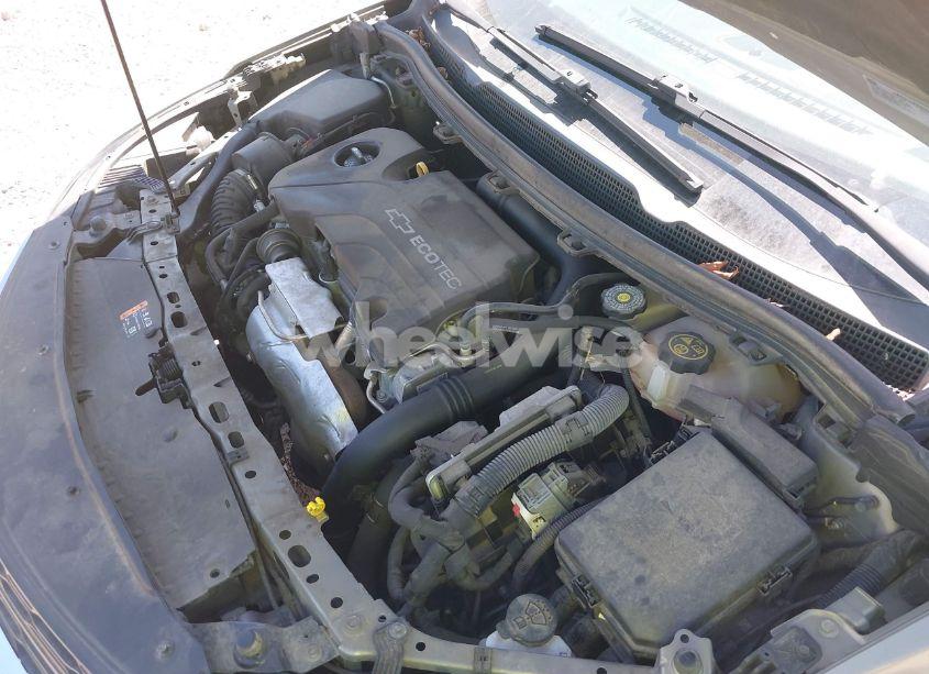 Photo 10 of 2017 Chevrolet Cruze LT AUTO (VIN 1G1BE5SM6H7255416)