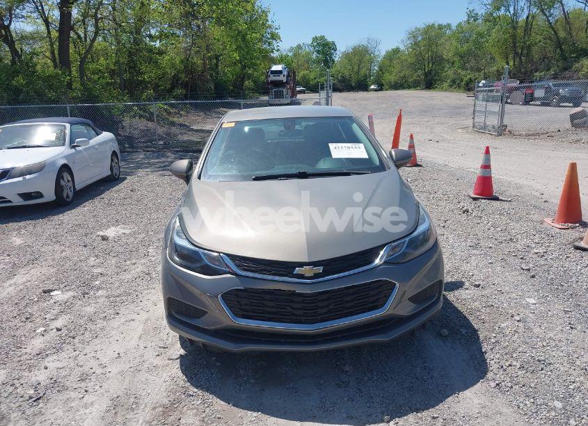 Photo 12 of 2017 Chevrolet Cruze LT AUTO (VIN 1G1BE5SM6H7255416)