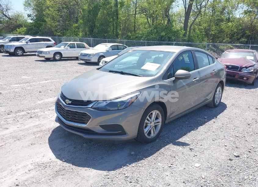 Photo 2 of 2017 Chevrolet Cruze LT AUTO (VIN 1G1BE5SM6H7255416)