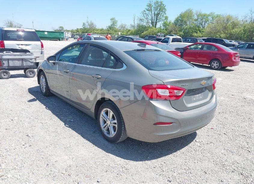 Photo 3 of 2017 Chevrolet Cruze LT AUTO (VIN 1G1BE5SM6H7255416)