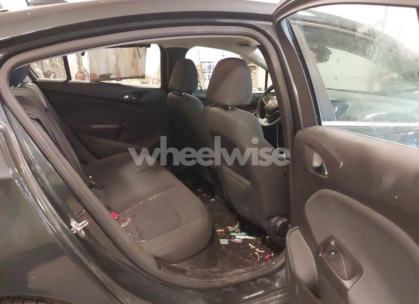 Photo 8 of 2017 Chevrolet Cruze LT AUTO (VIN 1G1BE5SM6H7272832)