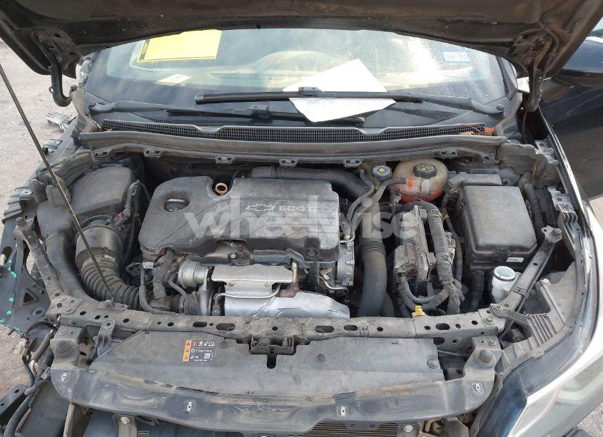 Photo 10 of 2017 Chevrolet Cruze LT AUTO (VIN 1G1BE5SM6H7276993)