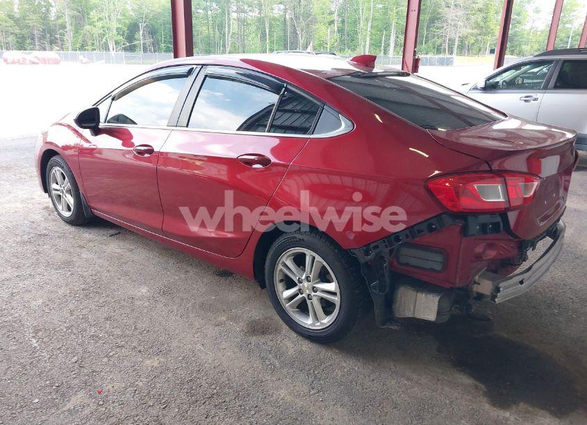 Photo 3 of 2017 Chevrolet Cruze LT AUTO (VIN 1G1BE5SM6H7280414)