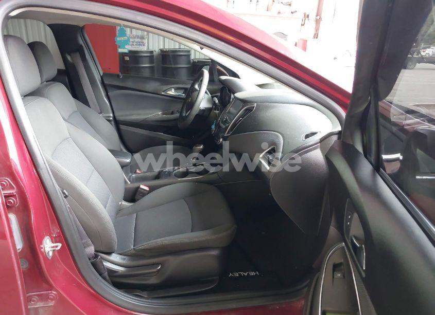 Photo 5 of 2017 Chevrolet Cruze LT AUTO (VIN 1G1BE5SM6H7280414)