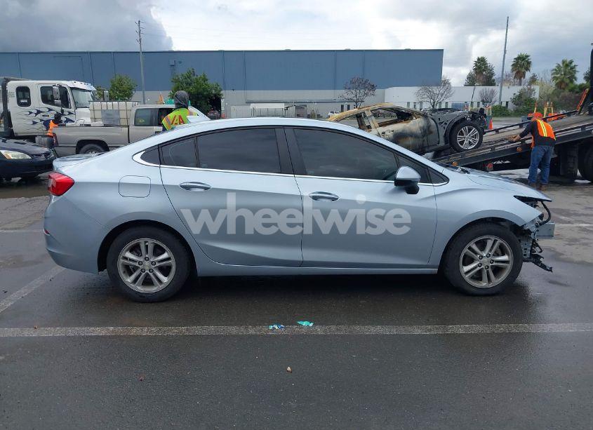 Photo 14 of 2017 Chevrolet Cruze LT AUTO (VIN 1G1BE5SM6H7280817)