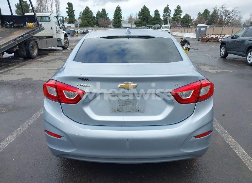 Photo 17 of 2017 Chevrolet Cruze LT AUTO (VIN 1G1BE5SM6H7280817)
