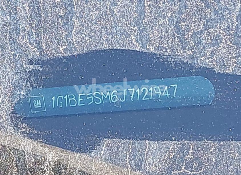 Photo 9 of 2018 Chevrolet Cruze LT AUTO (VIN 1G1BE5SM6J7121947)