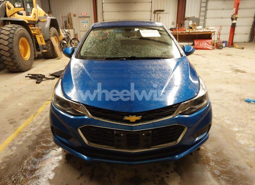 Photo 13 of 2018 Chevrolet Cruze LT AUTO (VIN 1G1BE5SM6J7136092)