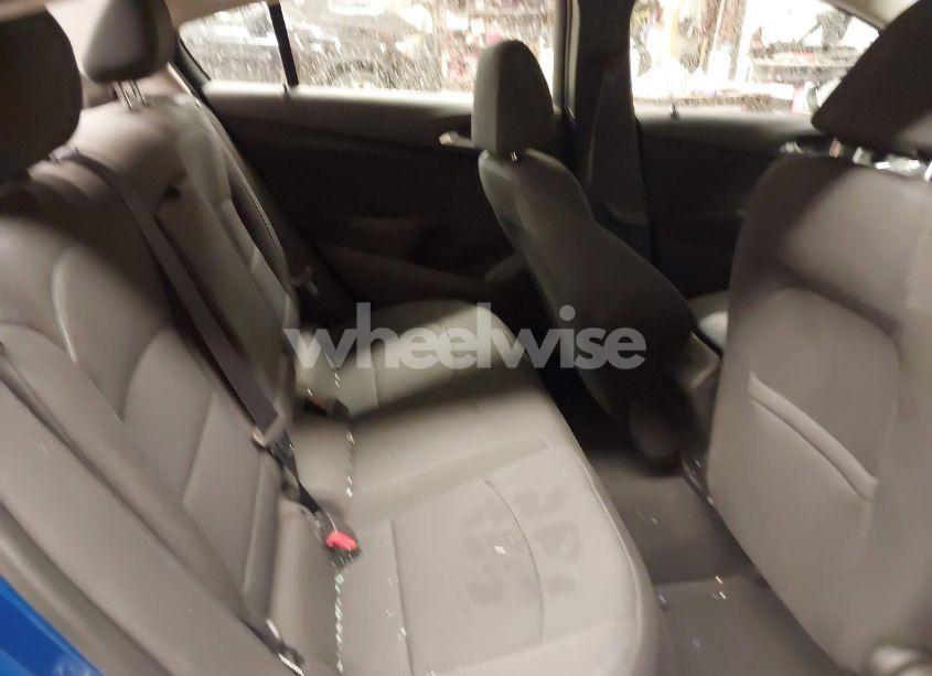 Photo 8 of 2018 Chevrolet Cruze LT AUTO (VIN 1G1BE5SM6J7136092)