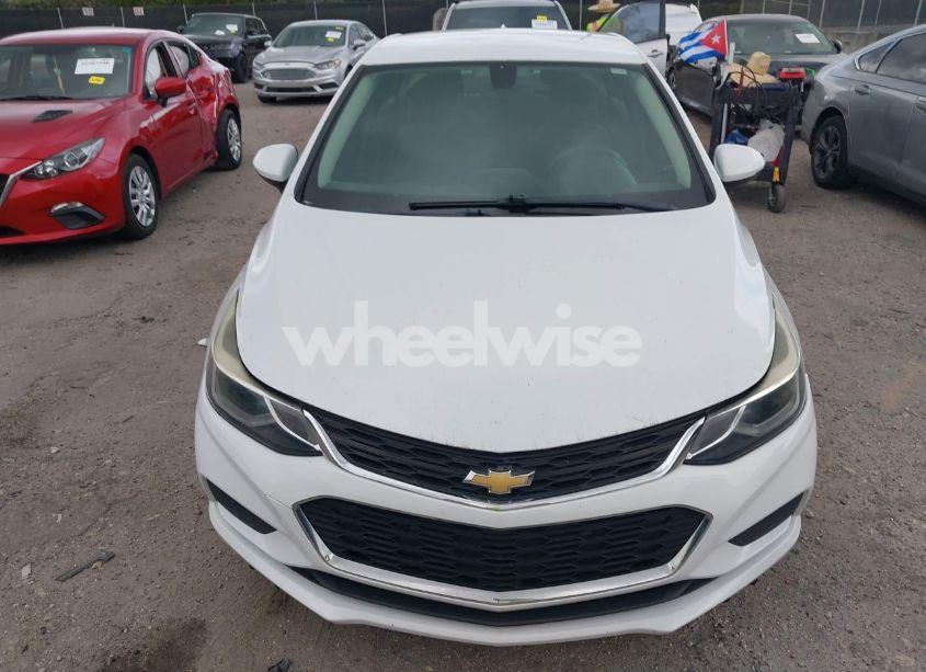Photo 12 of 2018 Chevrolet Cruze LT AUTO (VIN 1G1BE5SM6J7154897)