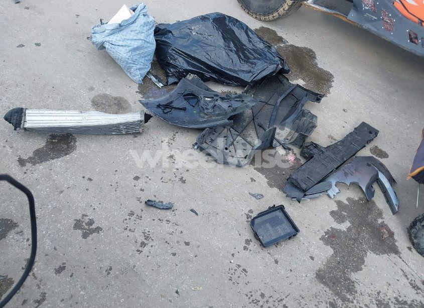 Photo 12 of 2018 Chevrolet Cruze LT AUTO (VIN 1G1BE5SM6J7155144)