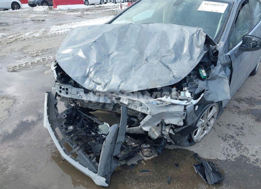 Photo 6 of 2018 Chevrolet Cruze LT AUTO (VIN 1G1BE5SM6J7155144)