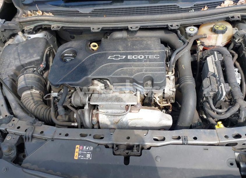 Photo 10 of 2018 Chevrolet Cruze LT AUTO (VIN 1G1BE5SM6J7155385)