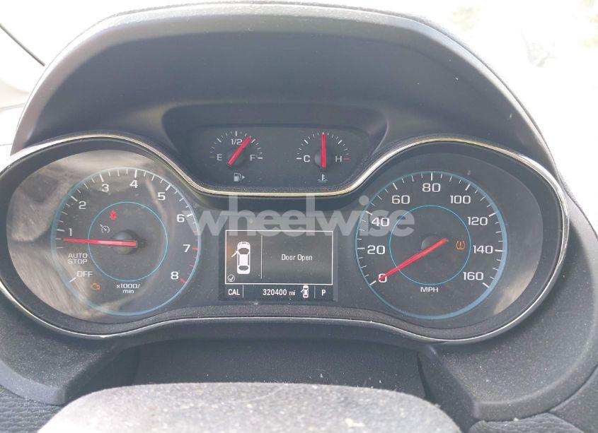 Photo 7 of 2018 Chevrolet Cruze LT AUTO (VIN 1G1BE5SM6J7155385)