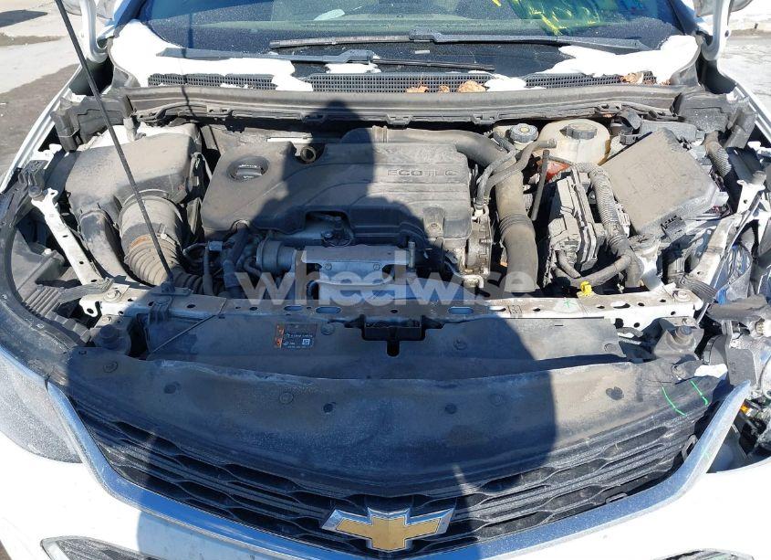 Photo 10 of 2018 Chevrolet Cruze LT AUTO (VIN 1G1BE5SM6J7170078)
