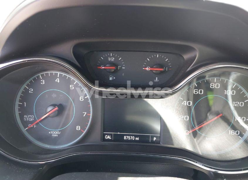 Photo 7 of 2018 Chevrolet Cruze LT AUTO (VIN 1G1BE5SM6J7195207)