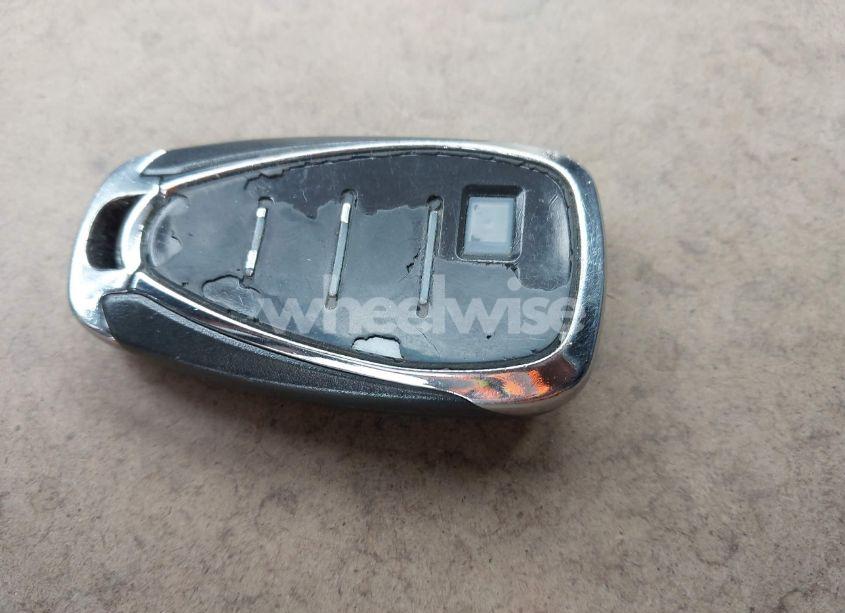 Photo 11 of 2018 Chevrolet Cruze LT AUTO (VIN 1G1BE5SM6J7205671)