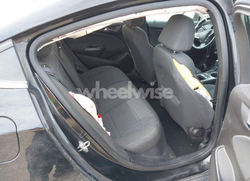 Photo 8 of 2018 Chevrolet Cruze LT AUTO (VIN 1G1BE5SM6J7205671)