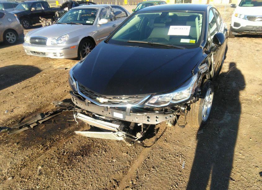 Photo 6 of 2018 Chevrolet Cruze LT AUTO (VIN 1G1BE5SM6J7224544)