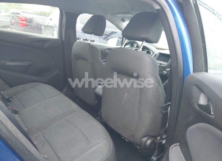 Photo 8 of 2019 Chevrolet Cruze LT (VIN 1G1BE5SM6K7106334)