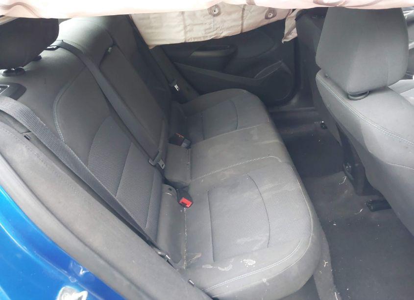 Photo 8 of 2019 Chevrolet Cruze LT (VIN 1G1BE5SM6K7113767)