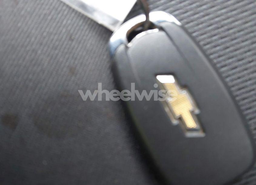 Photo 11 of 2019 Chevrolet Cruze LT (VIN 1G1BE5SM6K7125336)