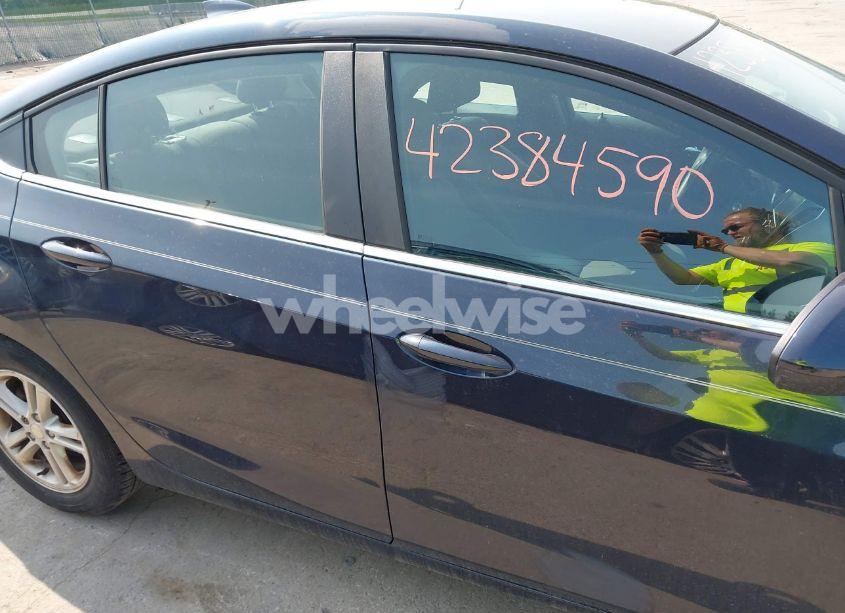 Photo 13 of 2016 Chevrolet Cruze LT (VIN 1G1BE5SM7G7232564)