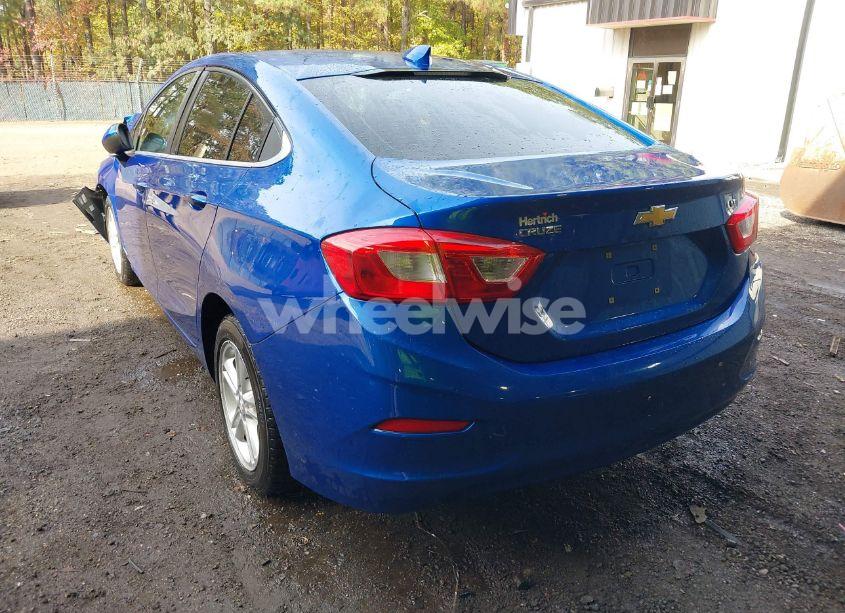 Photo 3 of 2016 Chevrolet Cruze LT AUTO (VIN 1G1BE5SM7G7233679)