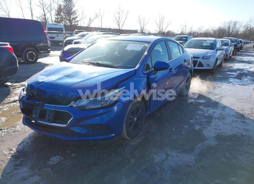 Photo 2 of 2016 Chevrolet Cruze LT AUTO (VIN 1G1BE5SM7G7236811)