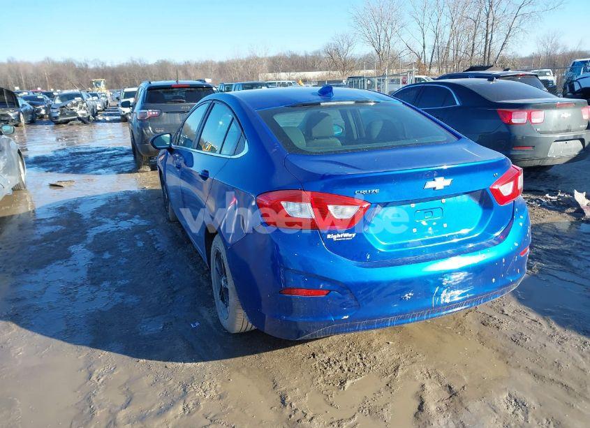 Photo 3 of 2016 Chevrolet Cruze LT AUTO (VIN 1G1BE5SM7G7236811)