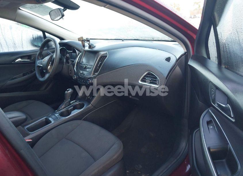 Photo 5 of 2016 Chevrolet Cruze LT AUTO (VIN 1G1BE5SM7G7255763)