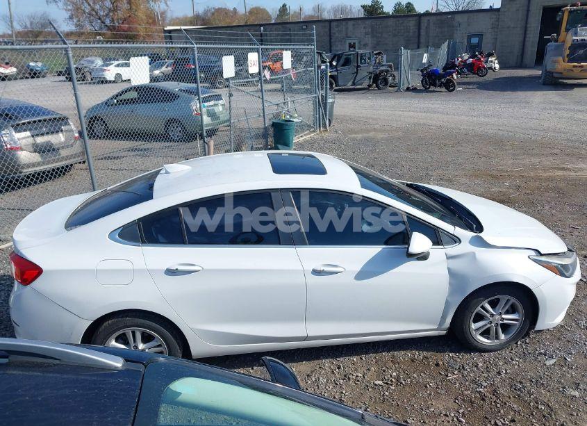 Photo 14 of 2016 Chevrolet Cruze LT AUTO (VIN 1G1BE5SM7G7261384)