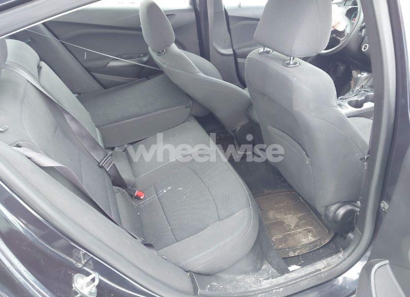 Photo 8 of 2016 Chevrolet Cruze LT AUTO (VIN 1G1BE5SM7G7285362)