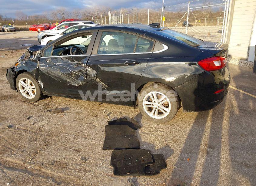 Photo 3 of 2016 Chevrolet Cruze LT AUTO (VIN 1G1BE5SM7G7287631)