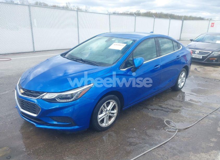 Photo 2 of 2016 Chevrolet Cruze LT AUTO (VIN 1G1BE5SM7G7303018)