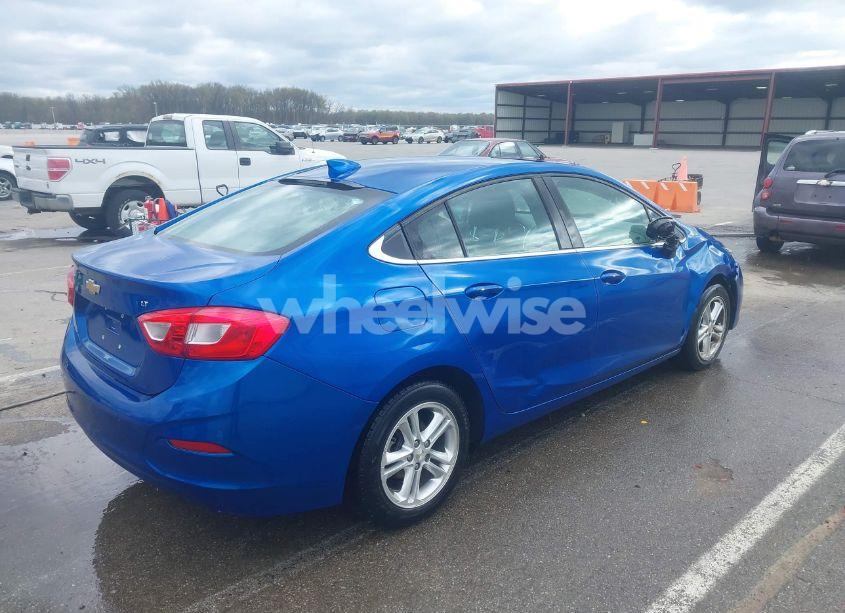 Photo 4 of 2016 Chevrolet Cruze LT AUTO (VIN 1G1BE5SM7G7303018)