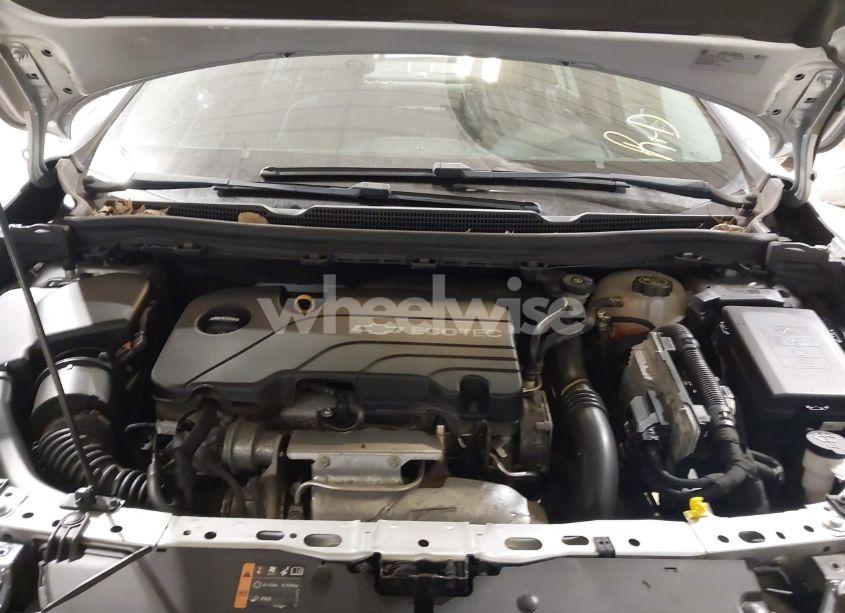 Photo 10 of 2016 Chevrolet Cruze LT AUTO (VIN 1G1BE5SM7G7311846)