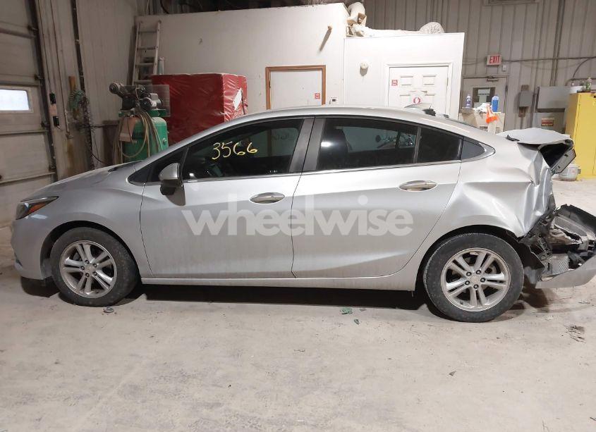 Photo 14 of 2016 Chevrolet Cruze LT AUTO (VIN 1G1BE5SM7G7311846)