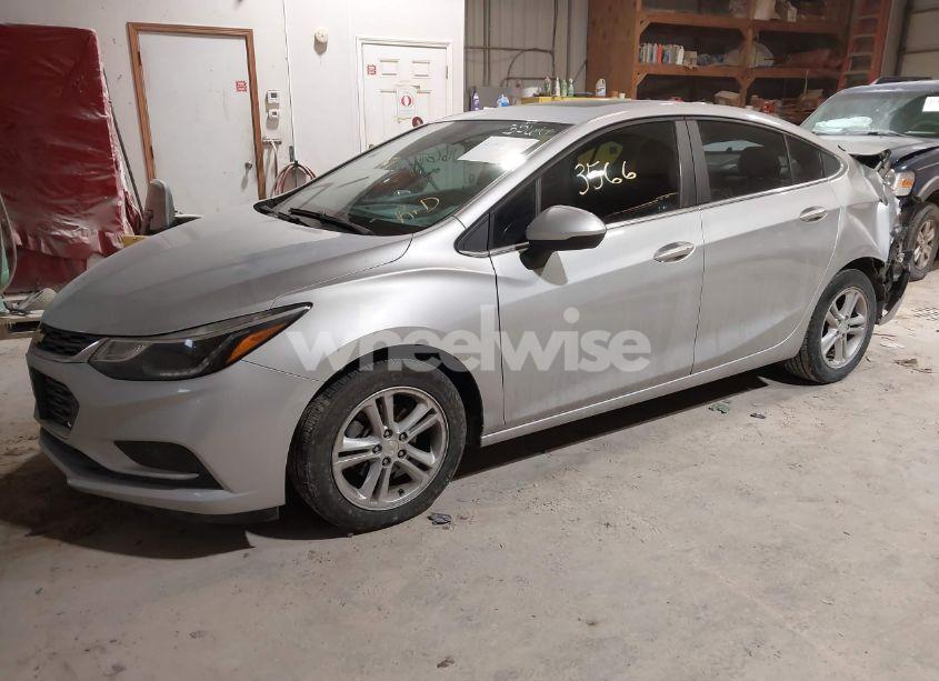 Photo 2 of 2016 Chevrolet Cruze LT AUTO (VIN 1G1BE5SM7G7311846)